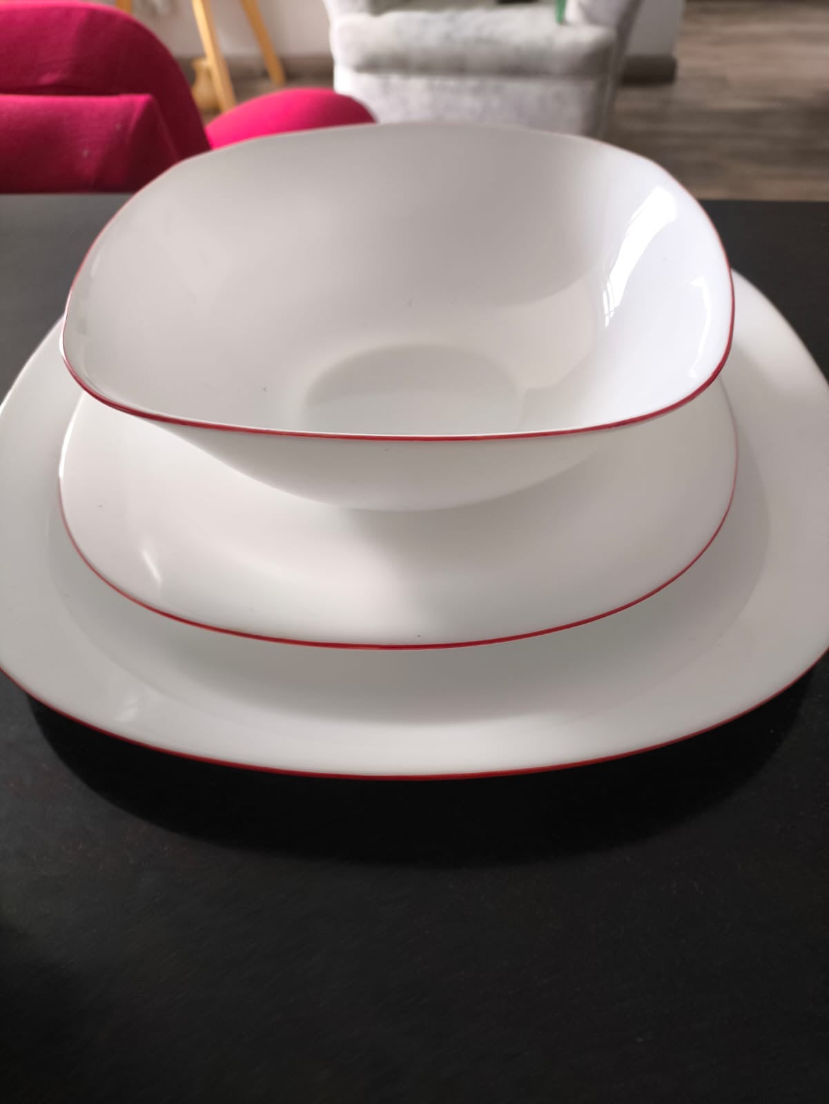 Vajilla en vitroceramica 4 puestos 20 piezas